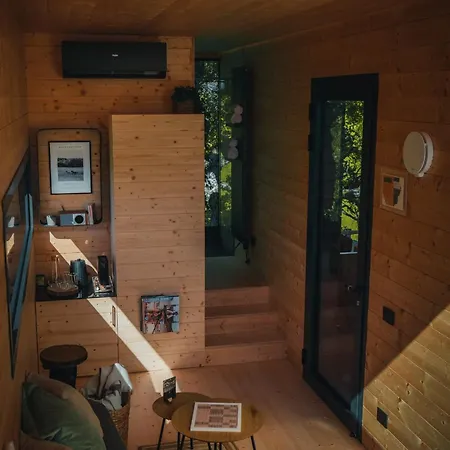 Walden House Casarampi Luxe tent