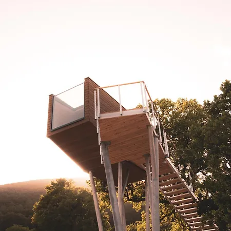 Walden House Casarampi Luxe tent