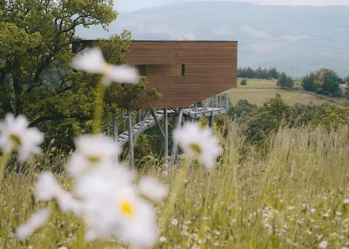 Walden House Casarampi 豪华帐篷 *